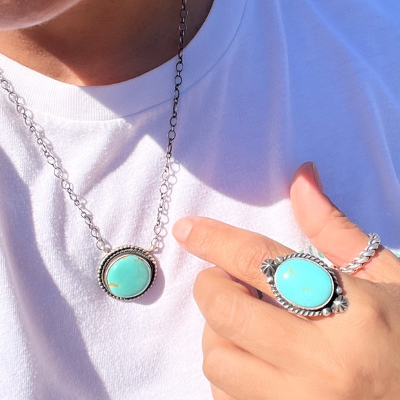 Turquoise Ring - Picture 4 of 4